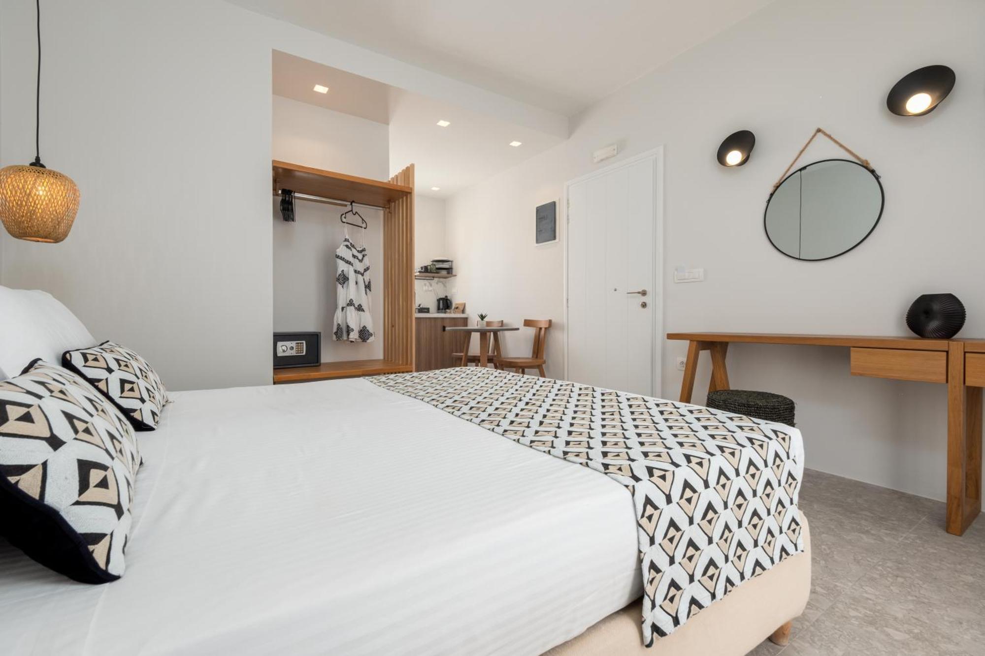 Sea & Sun Paros Hotel Naousa  Exterior photo